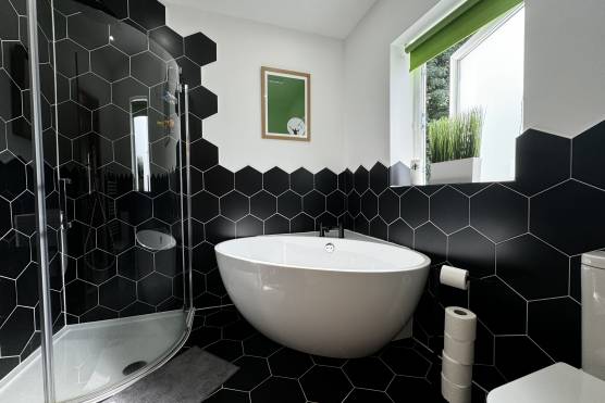 3486M 23 photo shoot location house in Bolton bathroom.jpg