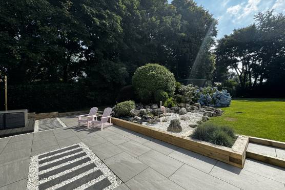 3486M 42 tv shoot location house in Bolton modern patio area.JPG