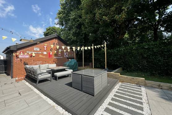 3486M 45 photo shoot location house in Greater Manchester patio area.jpg