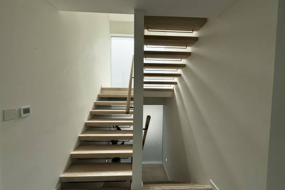 3487M 25 tv drama location house in Manchester contemporary staircase.jpg