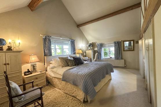 3492C 8 photo shoot location house in Cheshire traditional bedroom.jpg