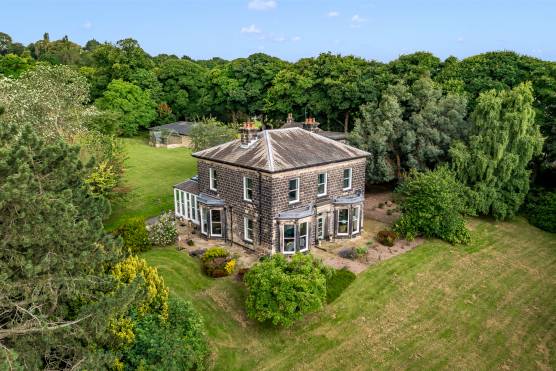 3490W 16 tv shoot location house in Leeds period property with extensive gardens.jpg