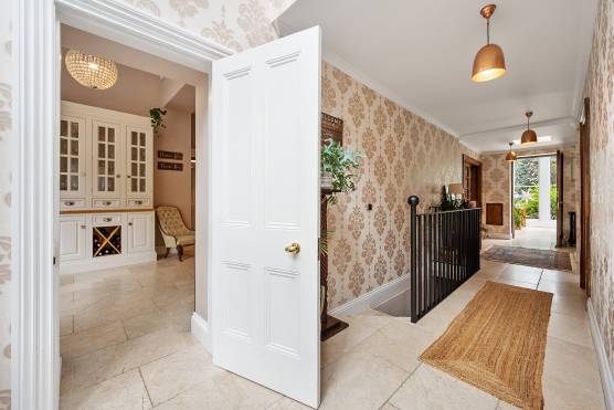 3490W 31 tv commercial location house in Leeds period property hallway.jpg