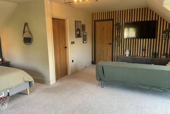 3498W-18-tv-commercial-location-house-in-West-Yorkshire-bedroom.jpg