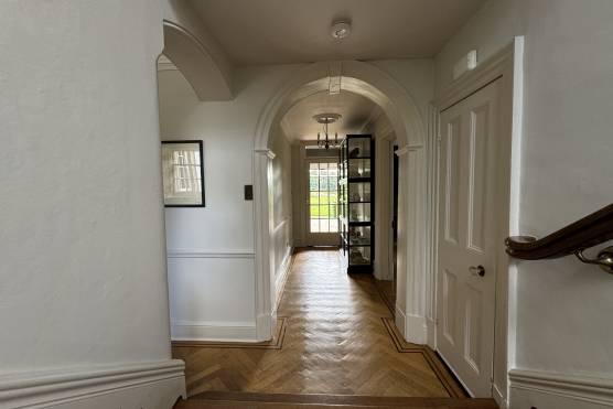 3496NE 41 photo shoot location house in North East England large feature staircase with stained glass windows