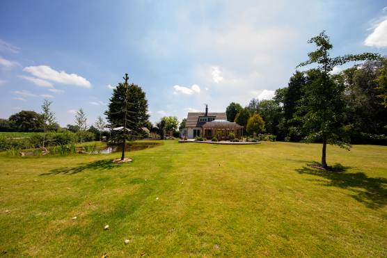 3497C 27 tv shoot location house in Cheshire stylish home with large garden with rural views