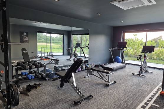 3500BR 15 filming location house in Bristol contemporary location with large gym