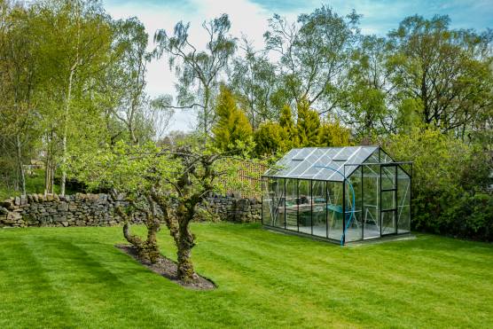 3501C-45-photo-shoot-location-house-in-Cheshire-family-garden-with-greenhouse.jpg