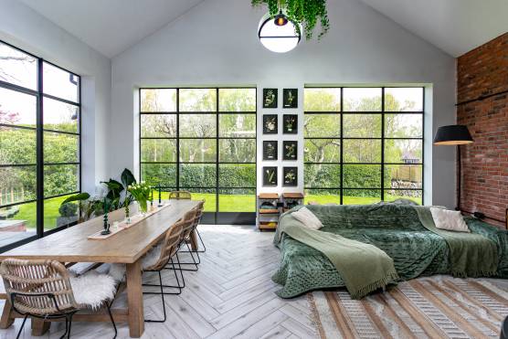 3501C 6 photo shoot location house in Cheshire modern open plan living area with crittall doors.jpg