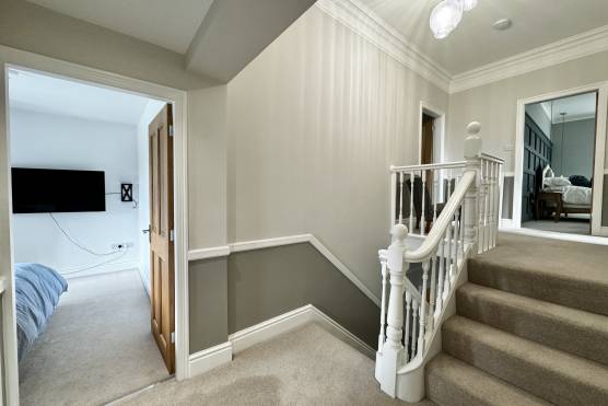 3509C 23 tv drama location house in Cheshire family home with large entryway and staircase