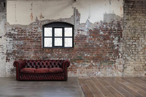 3512V 4 tv commercial studio location in Liverpool with exposed brick.jpg