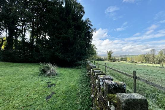 3508C 34 tv commercial location house in Derbyshire Grade II listed building with large garden