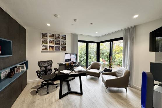 3515C-25-tv-drama-location-house-in-Cheshire-home-office.jpg