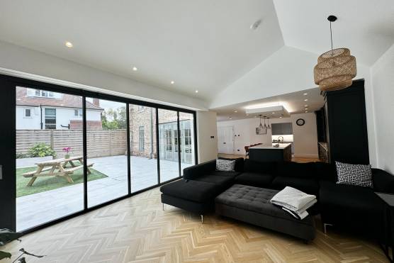 3504M 11 photo shoot location house in Manchester open plan living area.jpg