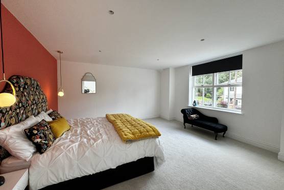 3504M 23 photo shoot location house in Manchester stylish bedroom.jpg