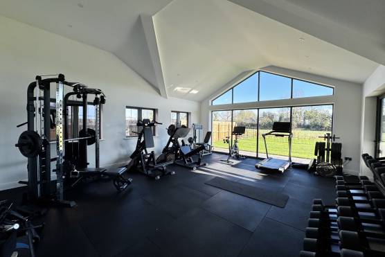 3516L 29 tv commercial location house in Lancashire home gym.jpg