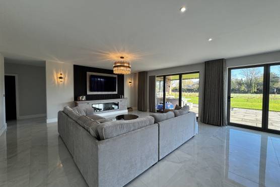 3516L 5 tv shoot location house in Lancashire contemporary open plan living area.jpg