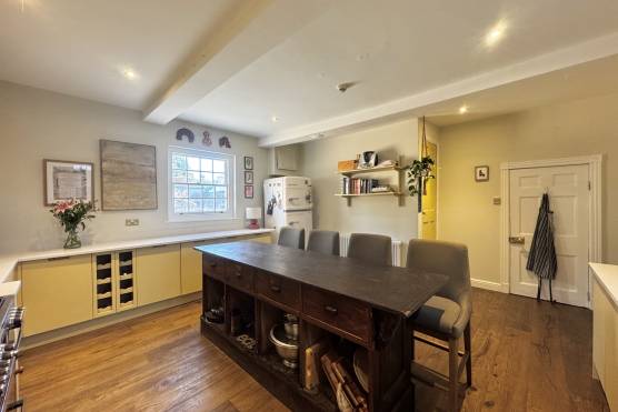 3522N 21 photo shoot location house in North Yorkshire stylish kitchen with island