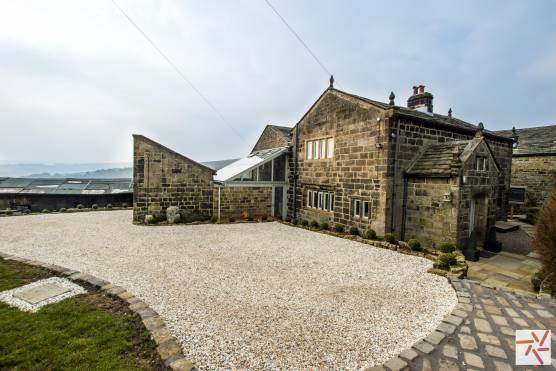 3173W 21 photo and filming location shoot bedroom west yorkshire