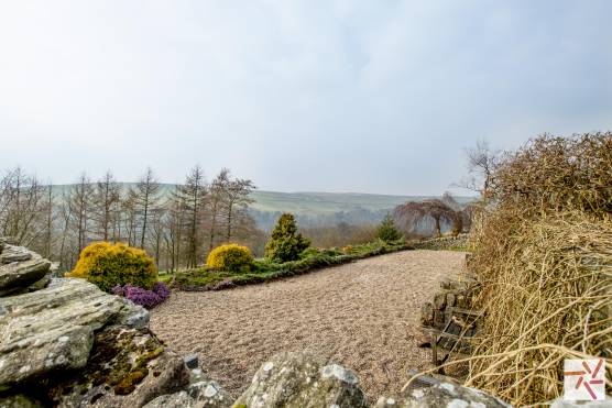 3173W 23 photo and filming location shoot family garden and driveway west yorkshire