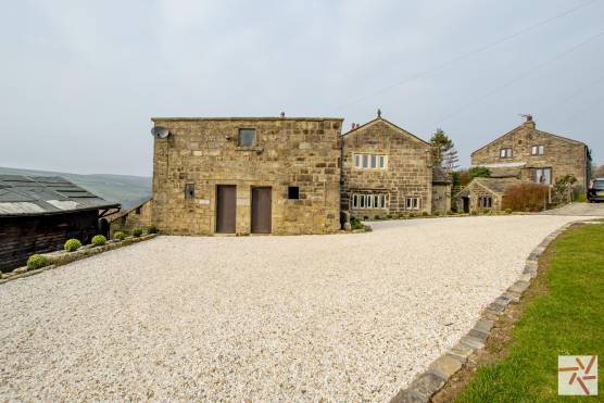 3173W 22 photo and filming location shoot bedroom west yorkshire