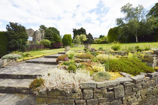 3108W 24 photo shoot location in west yorkshire beautiful garden with far reaching views