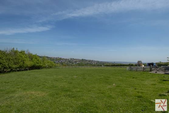 3187W 15 filming location house in west yorkshire farmland views