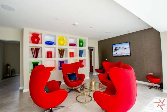 3189W 8 tv drama location house on the wirral contemporary living room.jpg