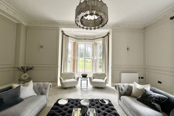 3508C 3 tv drama location house in Derbyshire Grade II listed building with stunning living room