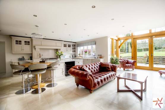 3226W-1-photo-shoot-location-house-in-West-Yorkshire-open-plan-kitchen-and-living-area.jpg