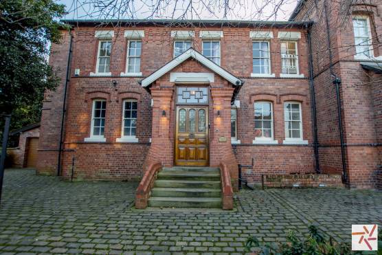 3320C 1 photo shoot location house in Cheshire period property